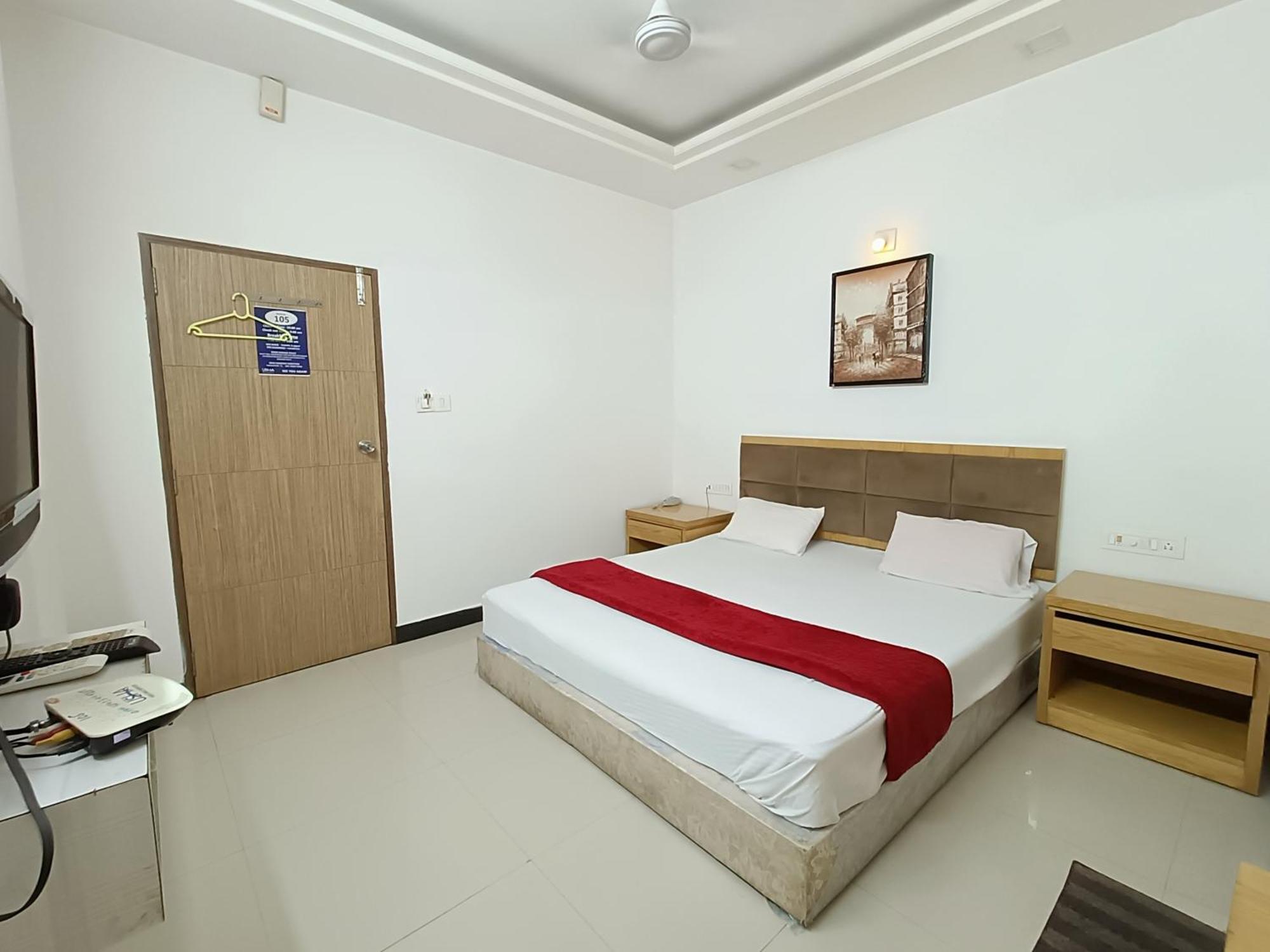 Stay Guru Usha Residency Bhudzs Kültér fotó