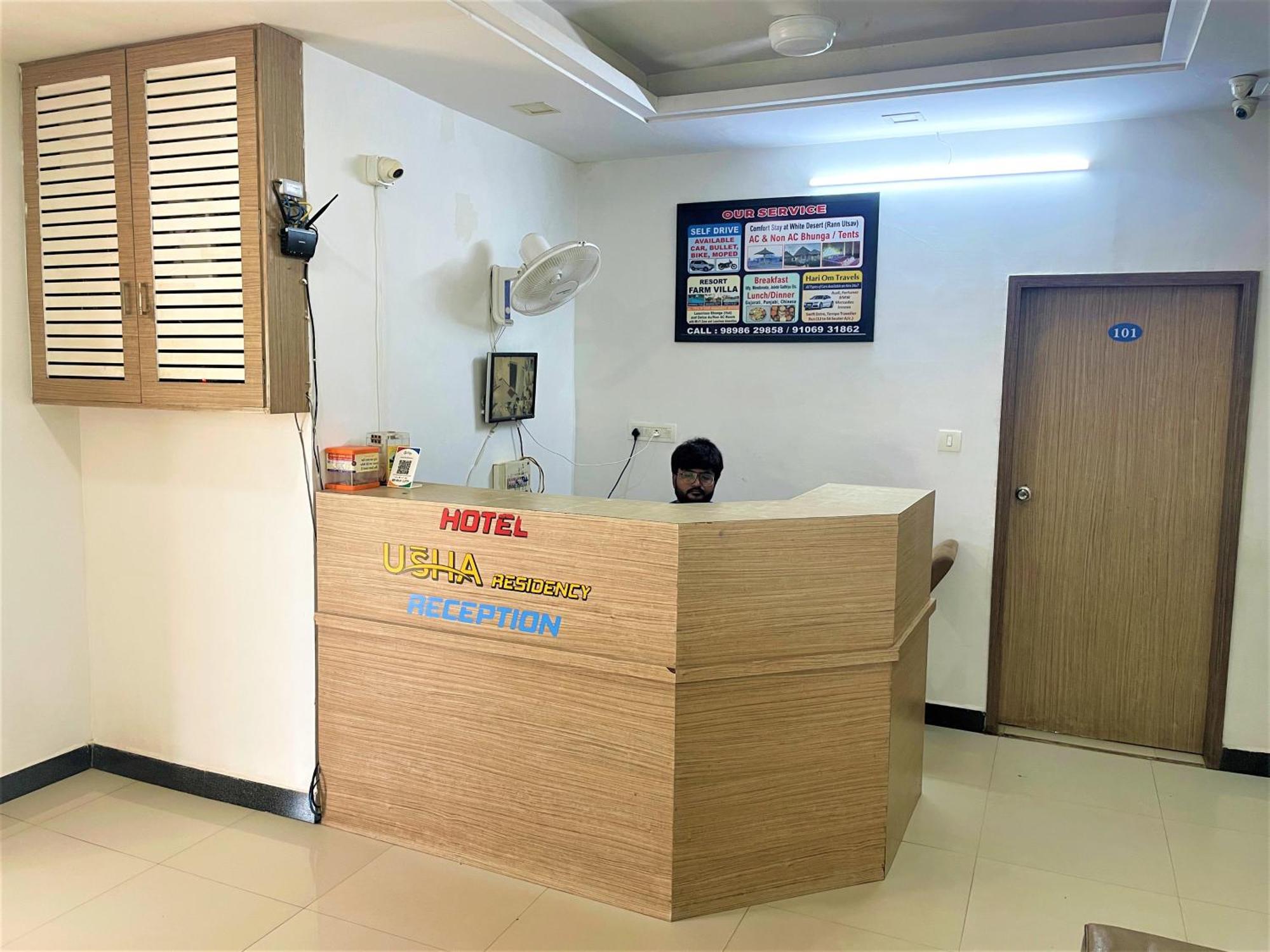 Stay Guru Usha Residency Bhudzs Kültér fotó