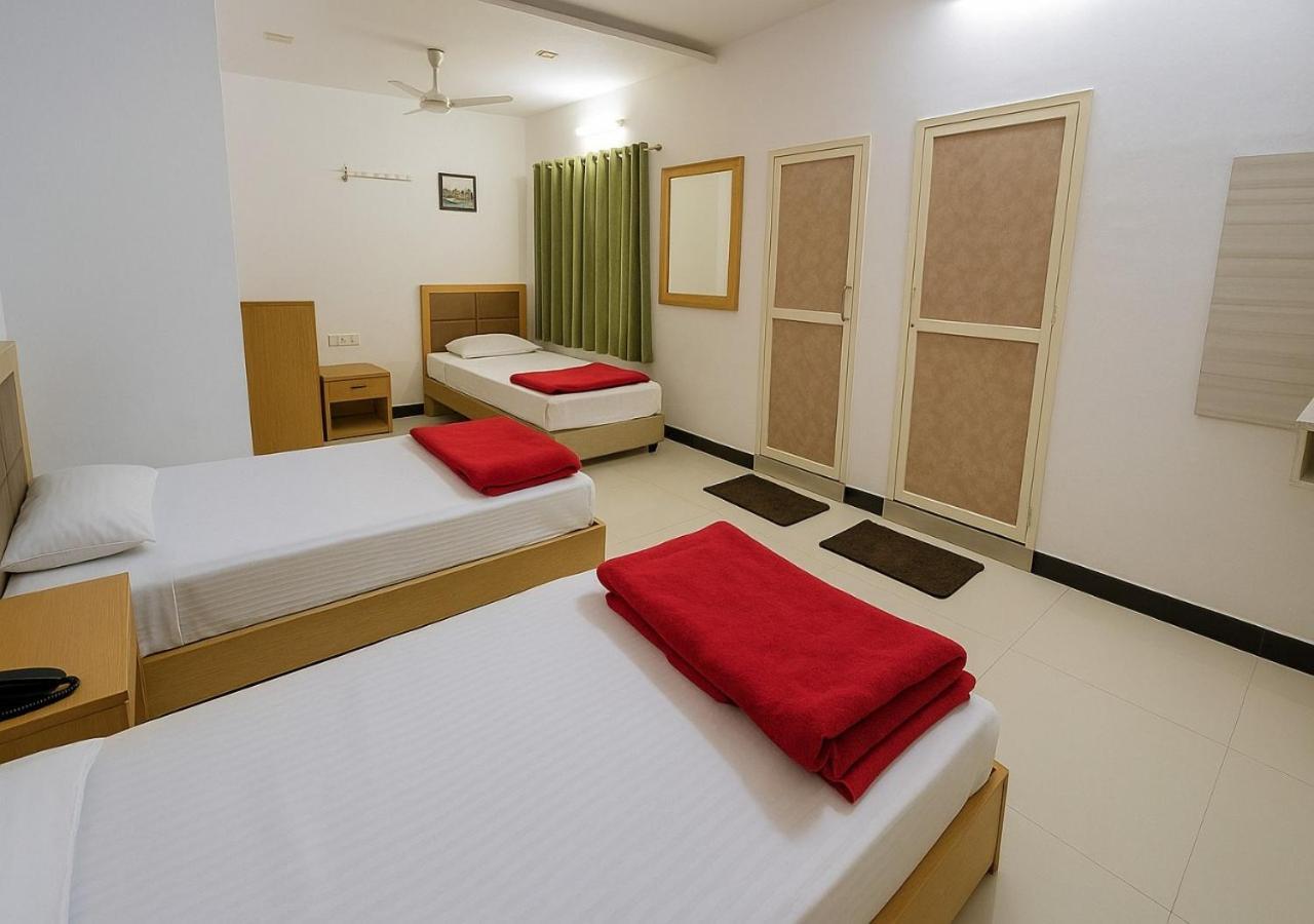 Stay Guru Usha Residency Bhudzs Kültér fotó