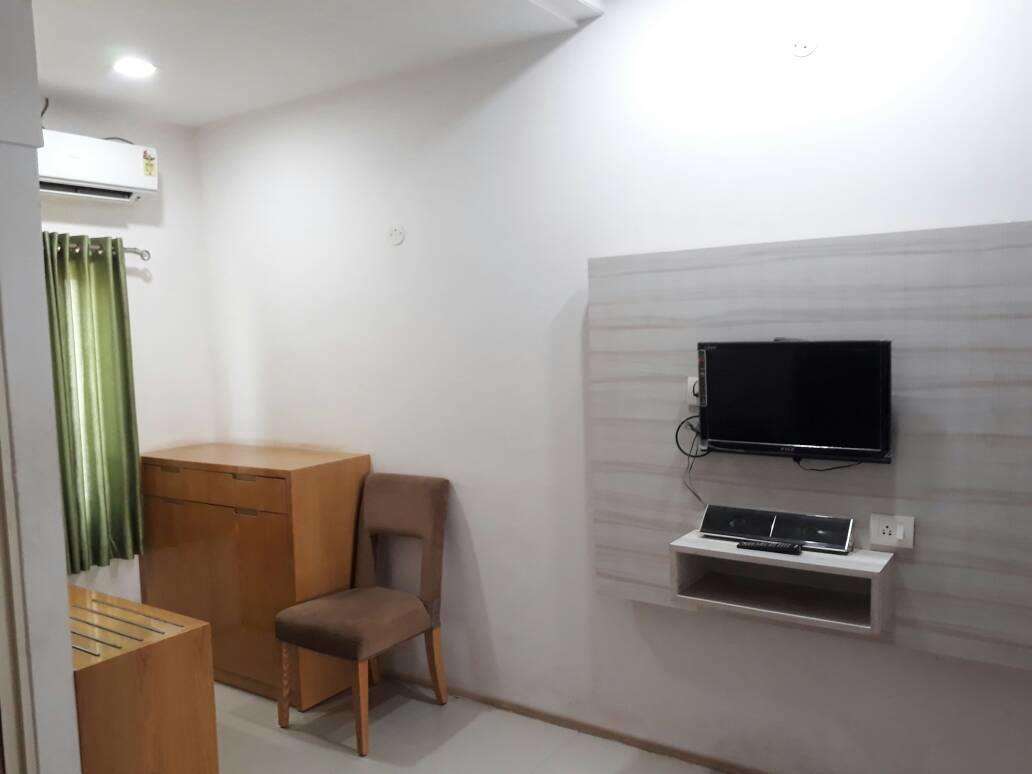 Stay Guru Usha Residency Bhudzs Kültér fotó