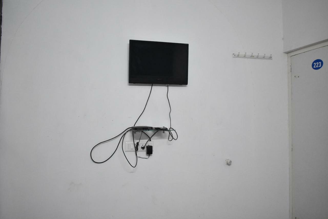 Stay Guru Usha Residency Bhudzs Kültér fotó